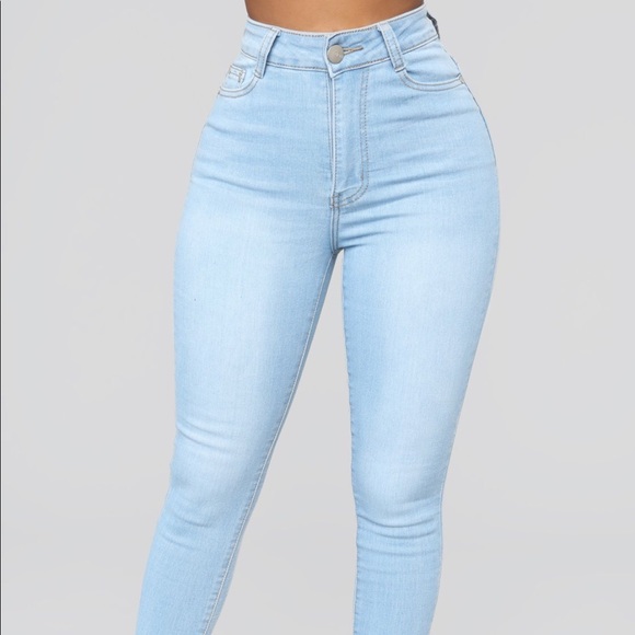 Fashion Nova High Rise Jeans - Picture 2 of 2